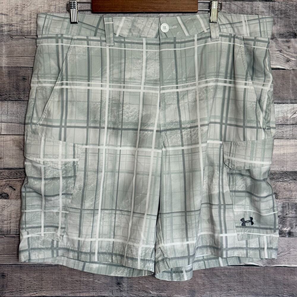 Under Armour Fish Hunter Cargo Shorts Mens 40 Gray White Plaid Outdoors
